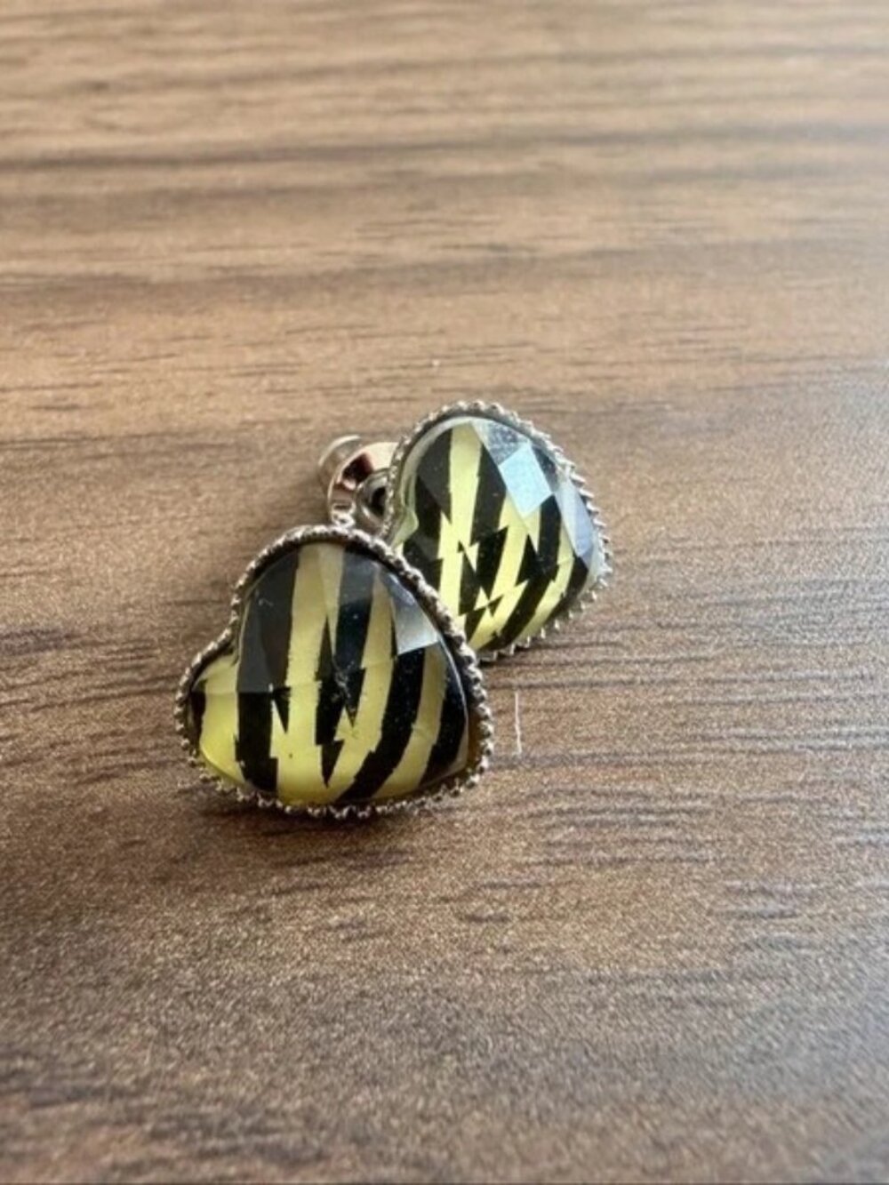 Vintage handmade Teardrop Stud Earrings Black and Yellow